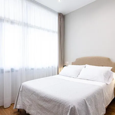 Poniente Playa Apartment